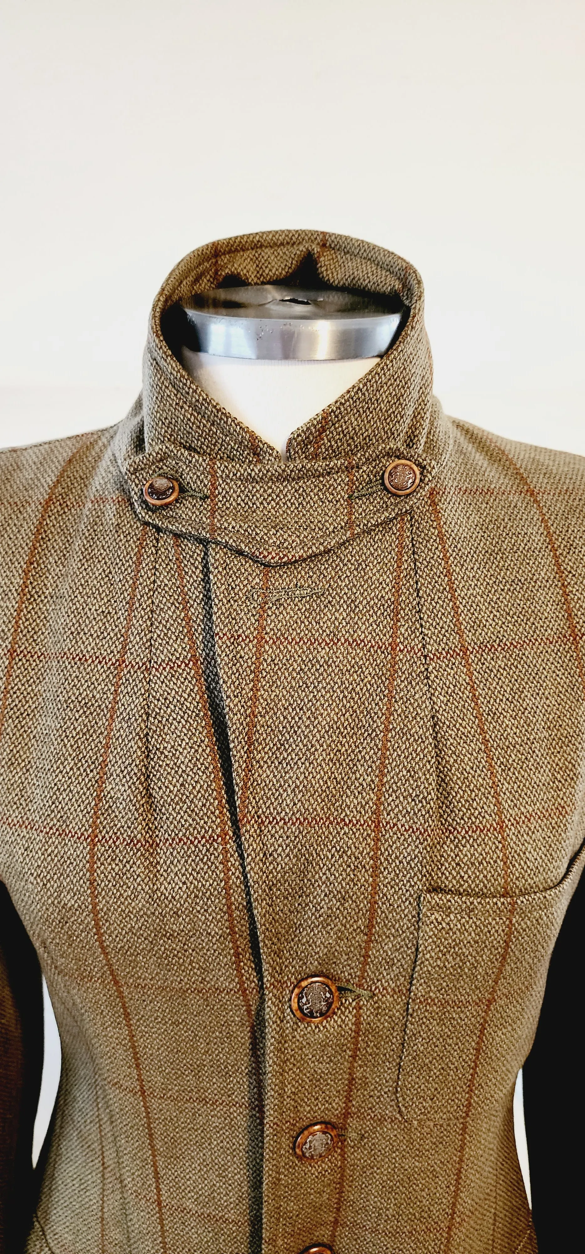 80s Brown Plaid Wool Blazer by Country Shop  / S M