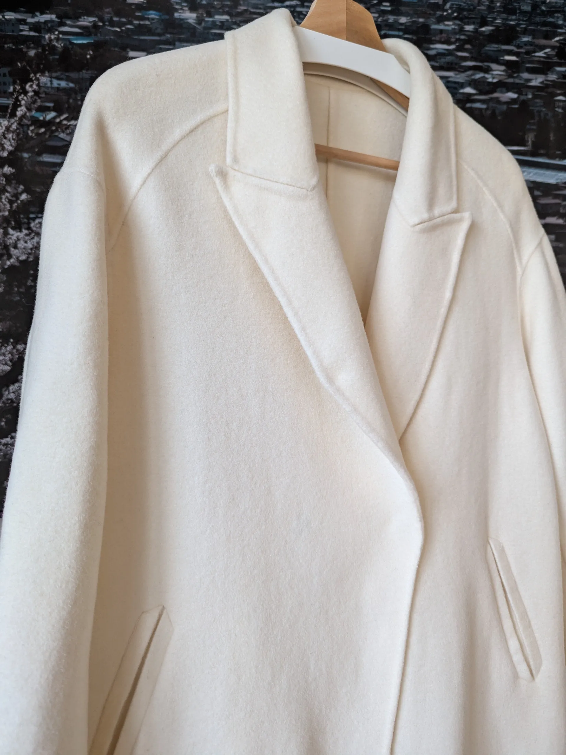 Brand New 100% Wool Coat Size 8-12 FREE SHIPPING High Quality Wool 041