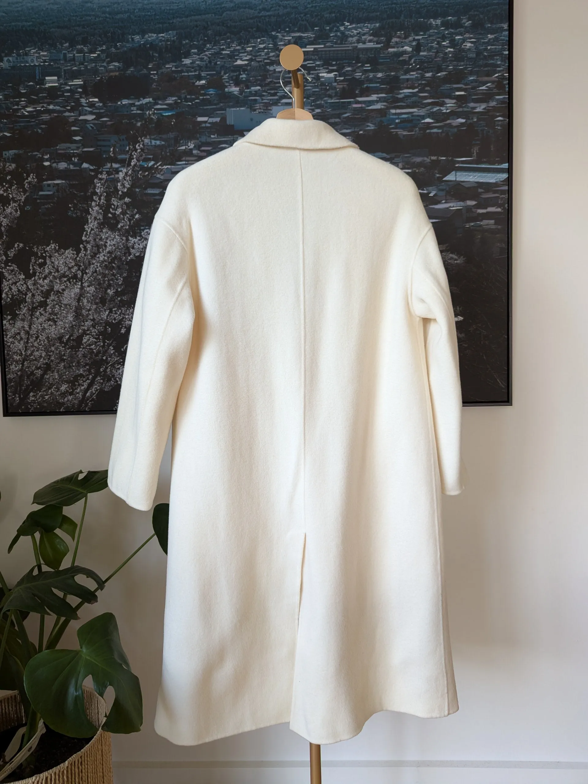 Brand New 100% Wool Coat Size 8-12 FREE SHIPPING High Quality Wool 041