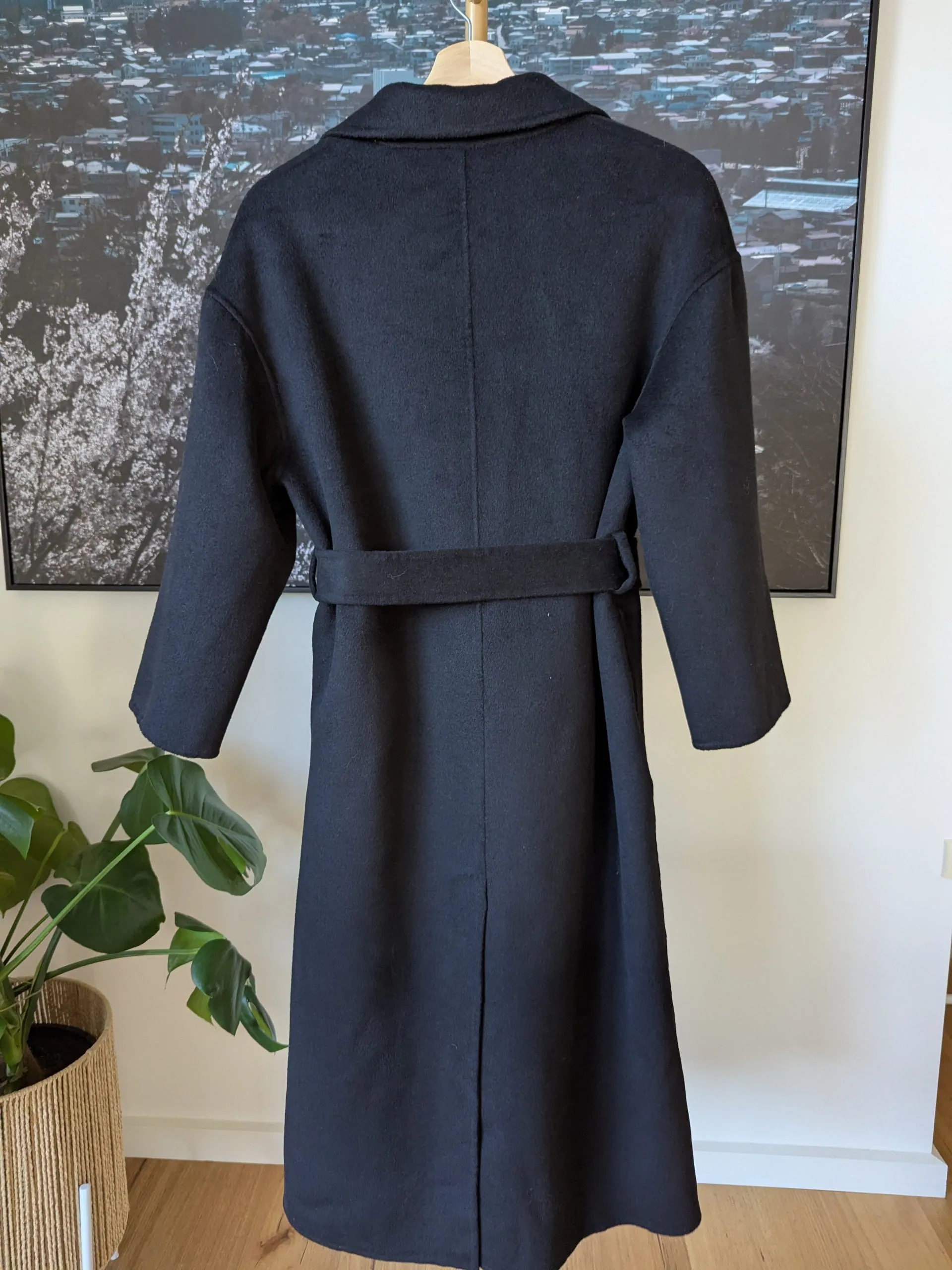 Brand New 100% Wool Coat Size 8-12 FREE SHIPPING High Quality Wool 147