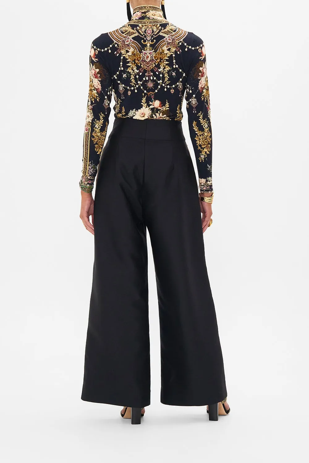 Camilla Jersey Turtleneck in Dynasty Daze