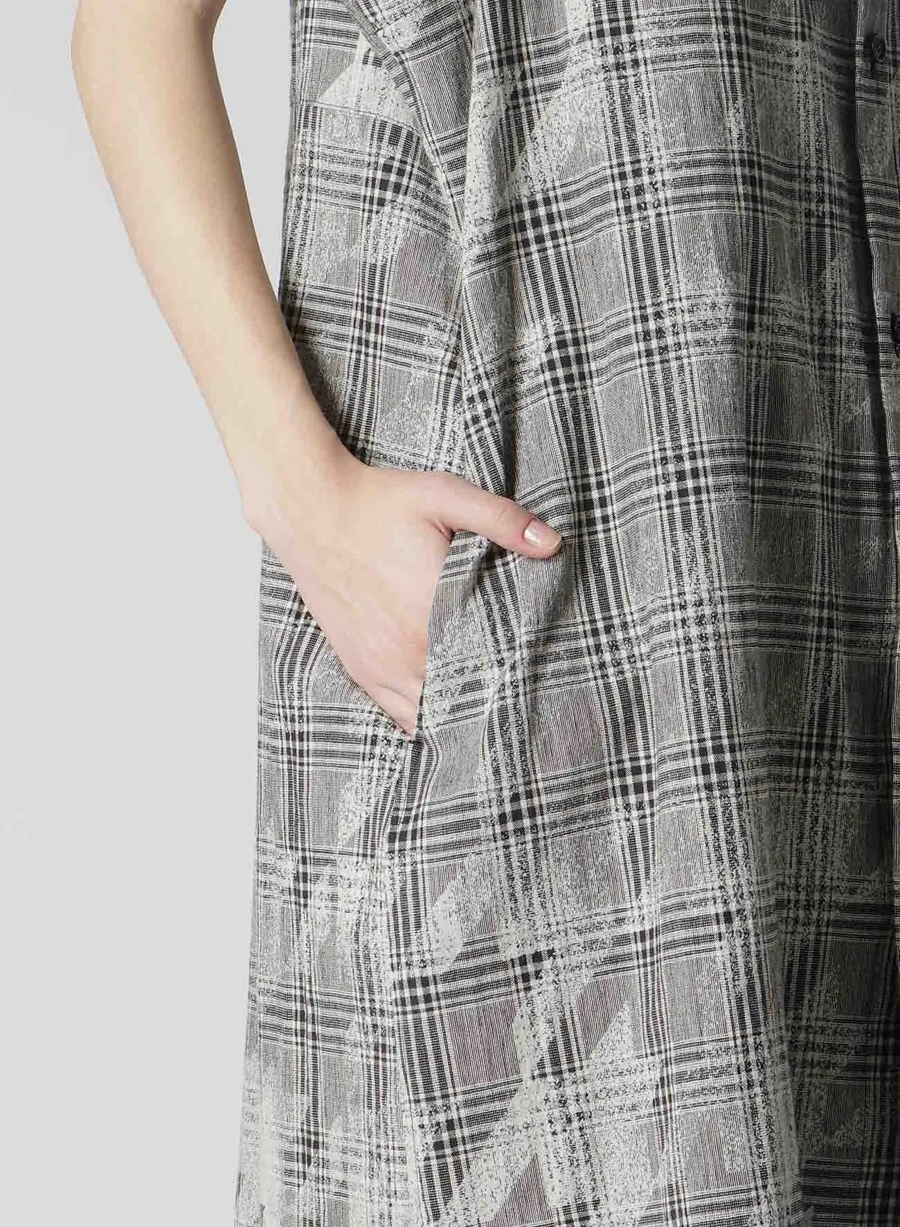 COTTON/LINEN PLAID×BIG HOUNDSTOOTH SLEEVELESS SHIRT DRESS