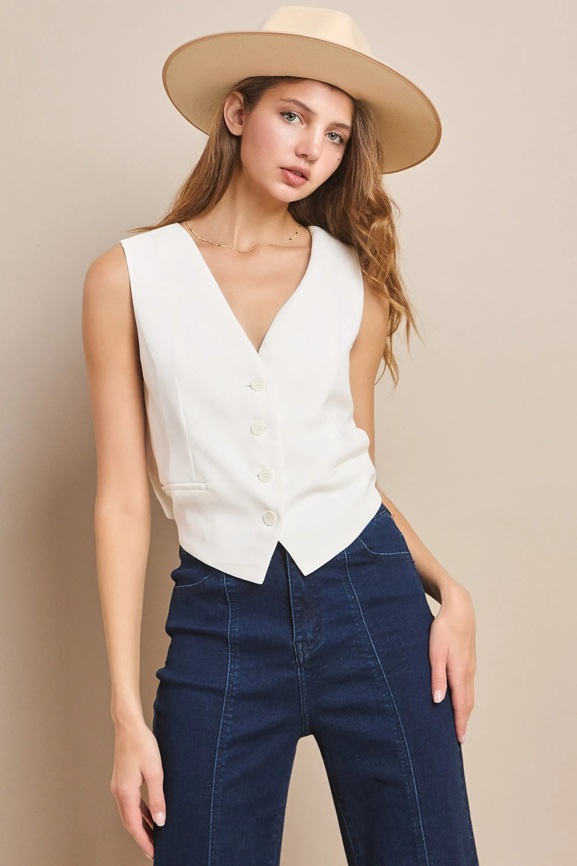 CRISS CROSS BACK DETAILED TAILORED VEST W6443JIA