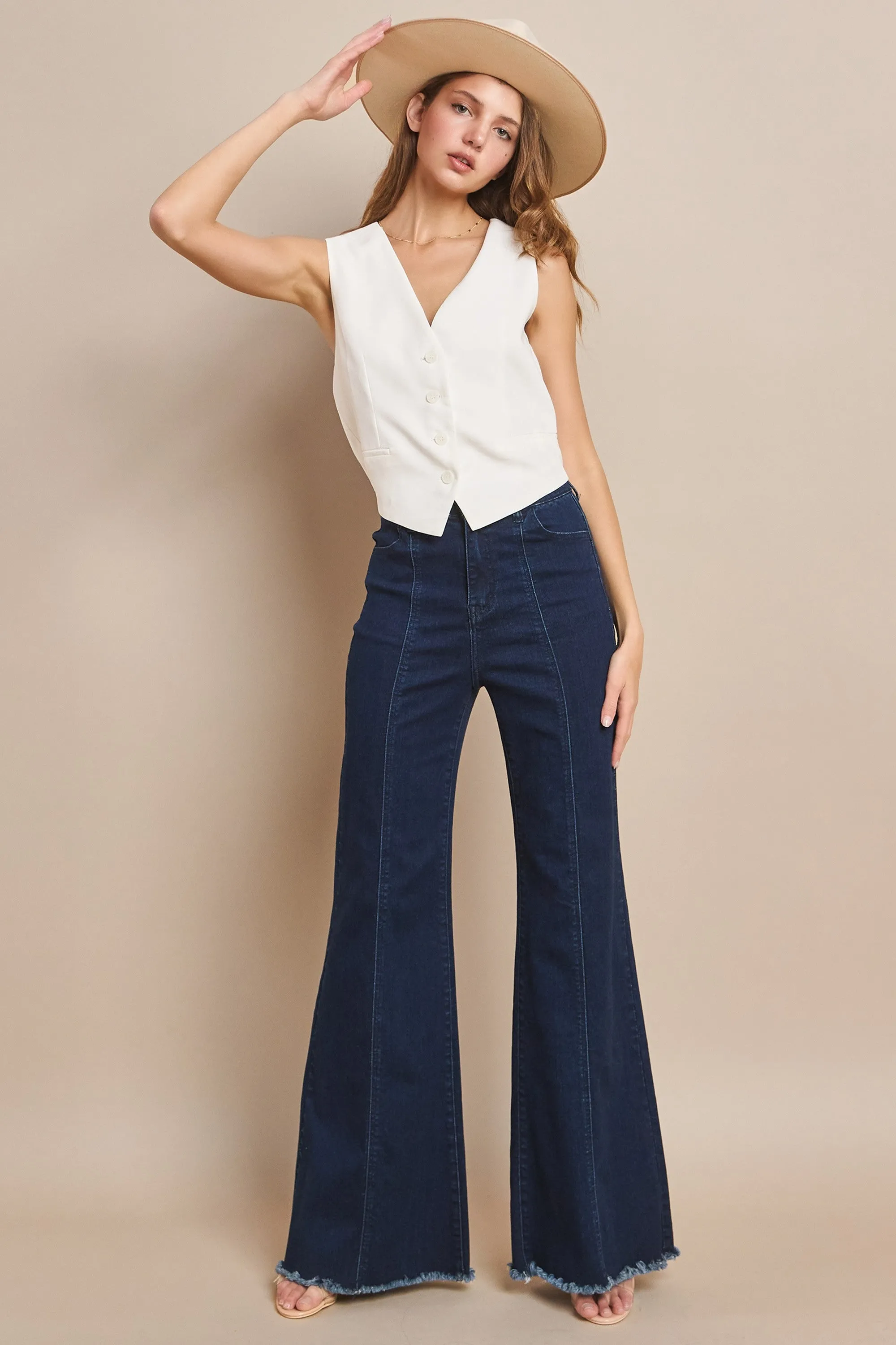 CRISS CROSS BACK DETAILED TAILORED VEST W6443JIA