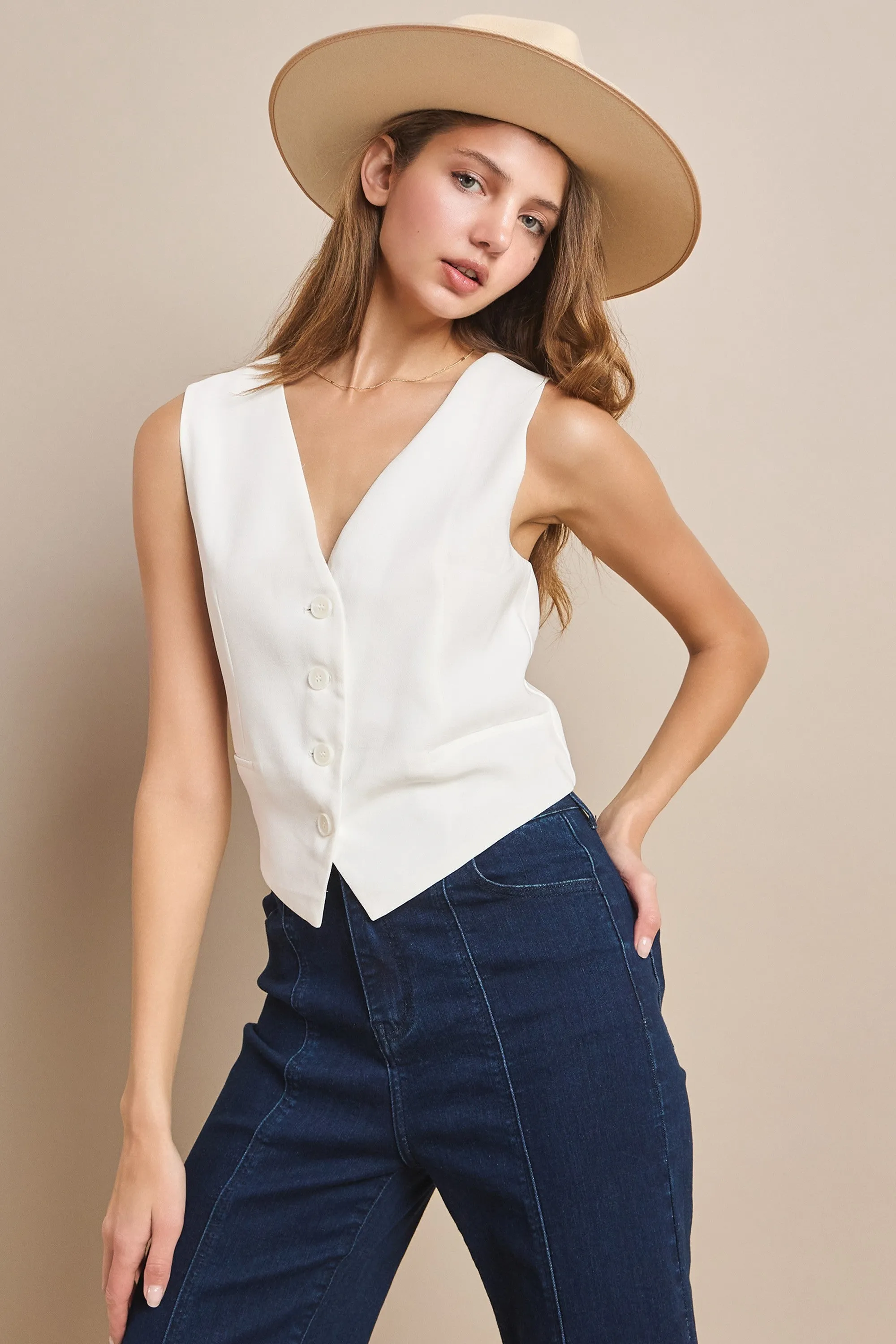 CRISS CROSS BACK DETAILED TAILORED VEST W6443JIA