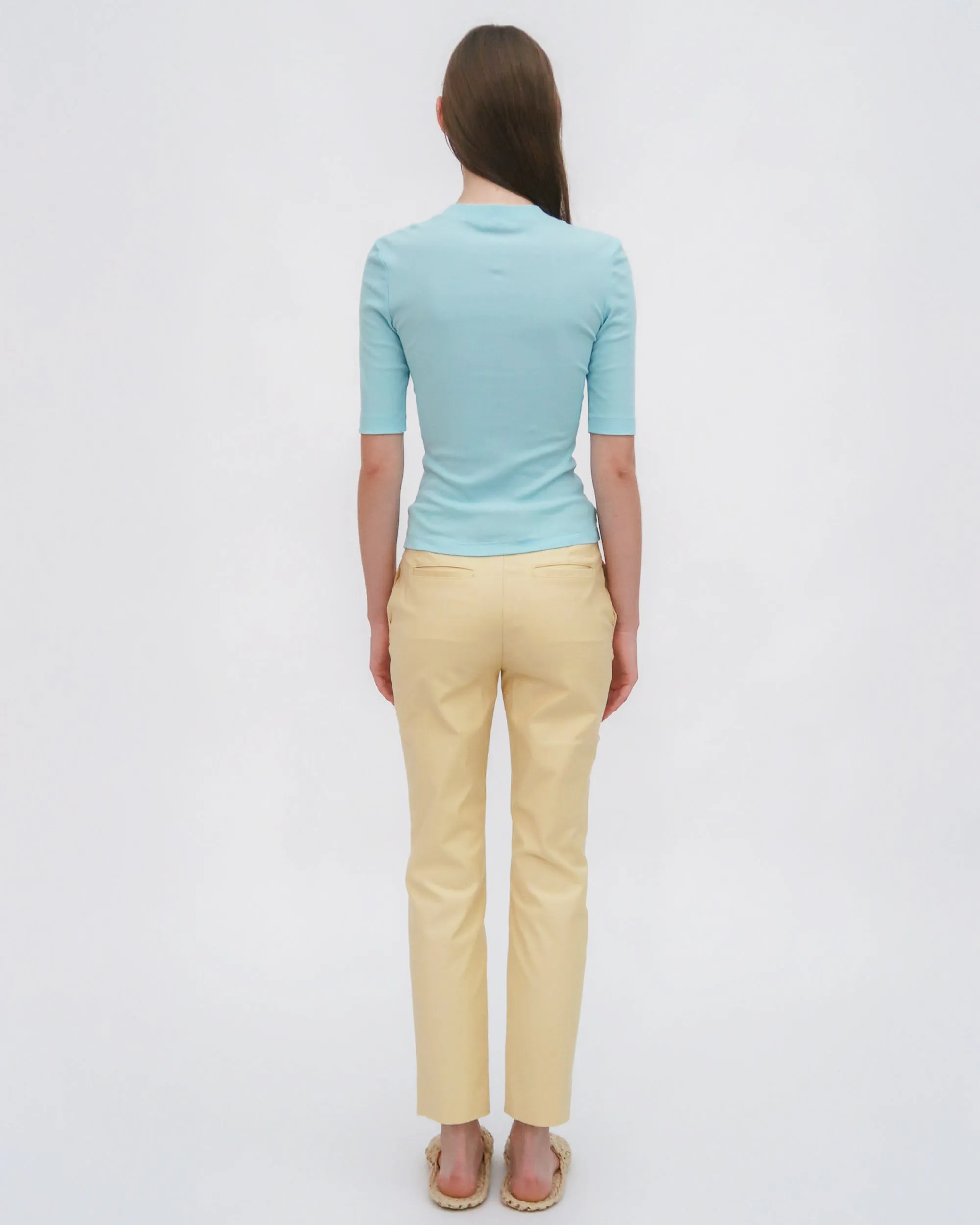 CROPPED SLEEVE T-SHIRT