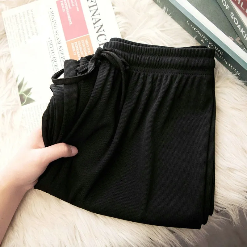 Giada Pants - Wide-leg, comfortable, high-waisted pants for a smart-casual look