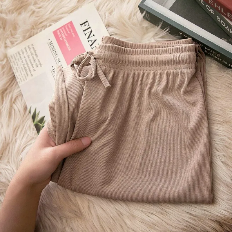 Giada Pants - Wide-leg, comfortable, high-waisted pants for a smart-casual look