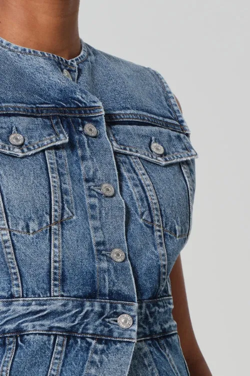 Idalene Vest in Terrace