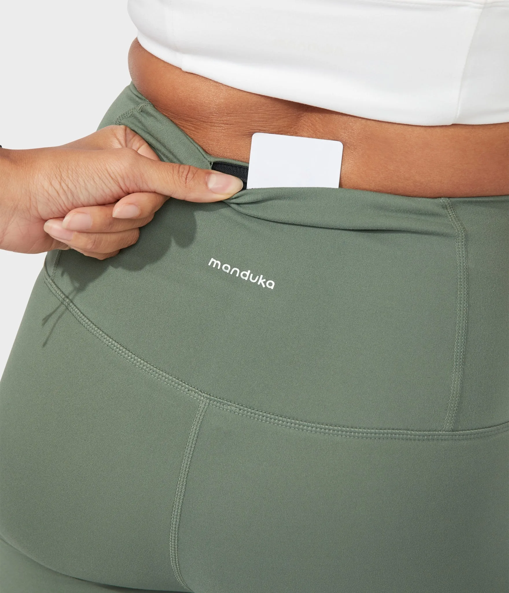 Manduka Apparel - Women's Performance Legging - High Rise W/Media Pocket - Laurel Wreath