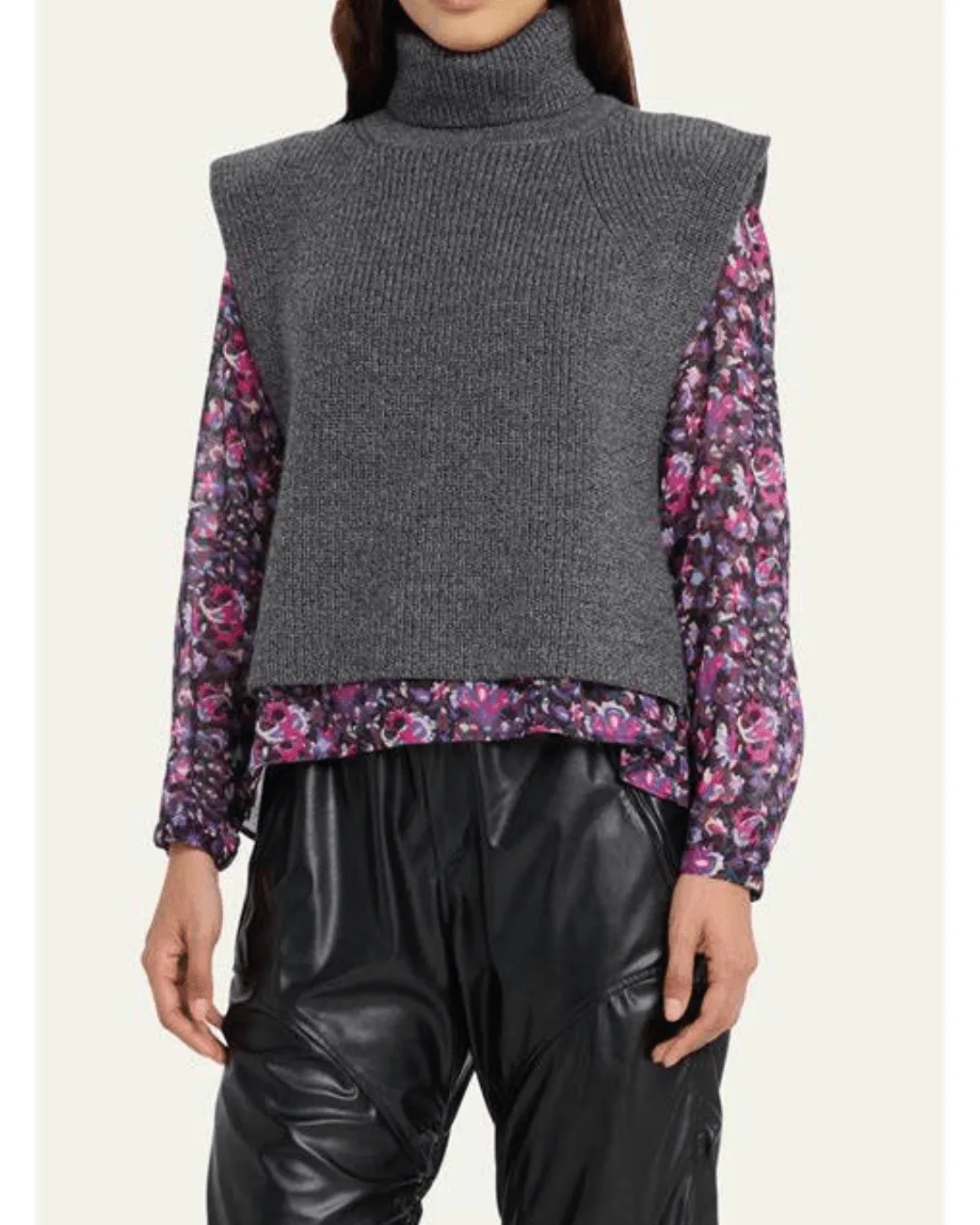 MEGAN PULLOVER