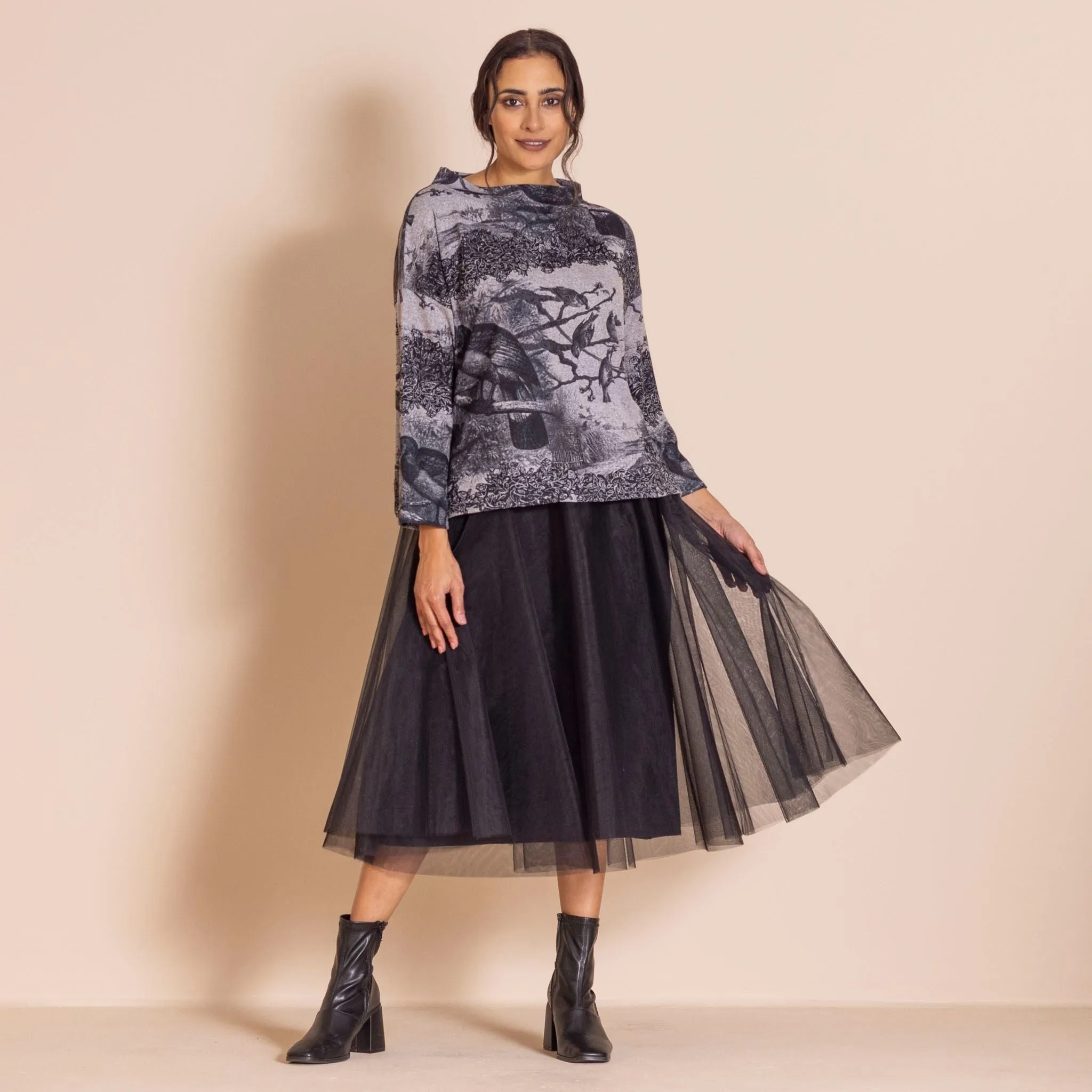 Megan Salmon Parrot Knit Box Jumper