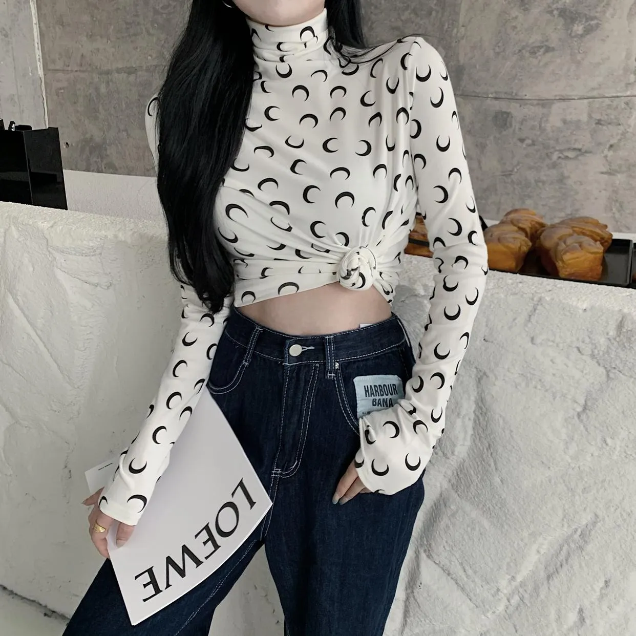 Moon Turtleneck Long Sleeve T-Shirt KF82610