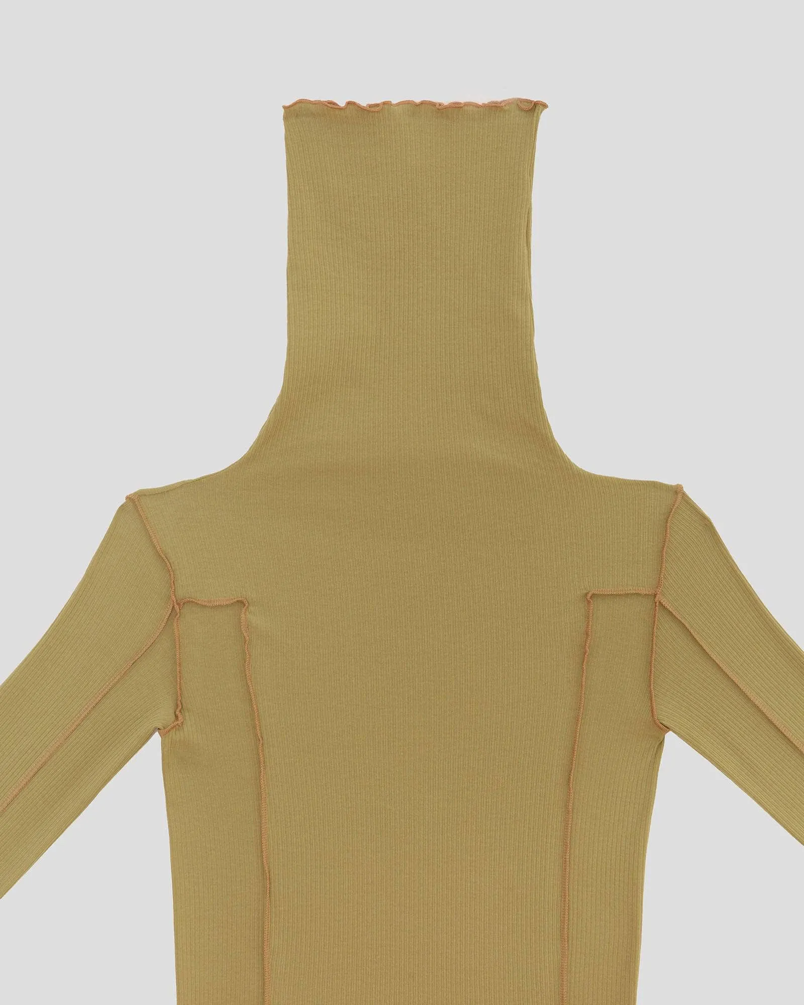 Omato Turtleneck