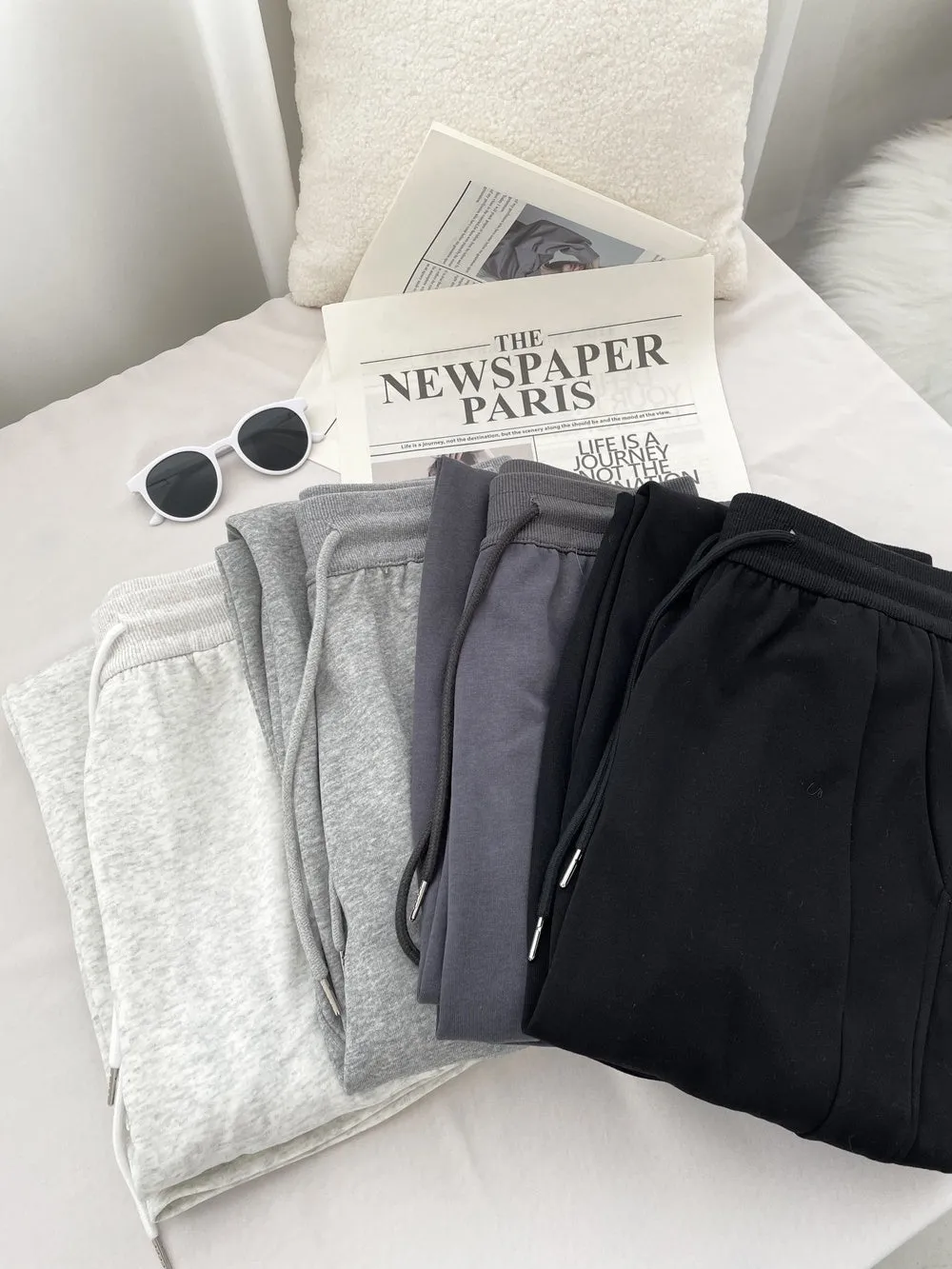 Stylish High-Waisted Elastic Waisted Sweatpants with Drawstring Waist