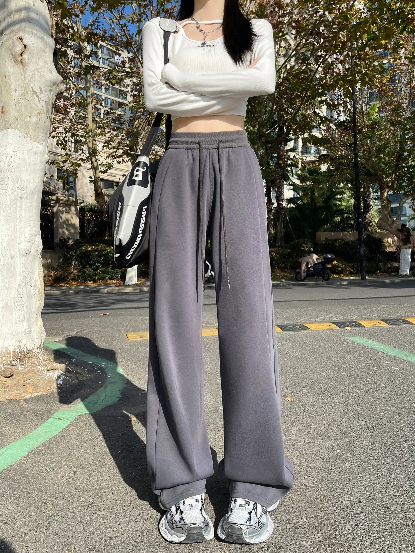 Stylish High-Waisted Elastic Waisted Sweatpants with Drawstring Waist