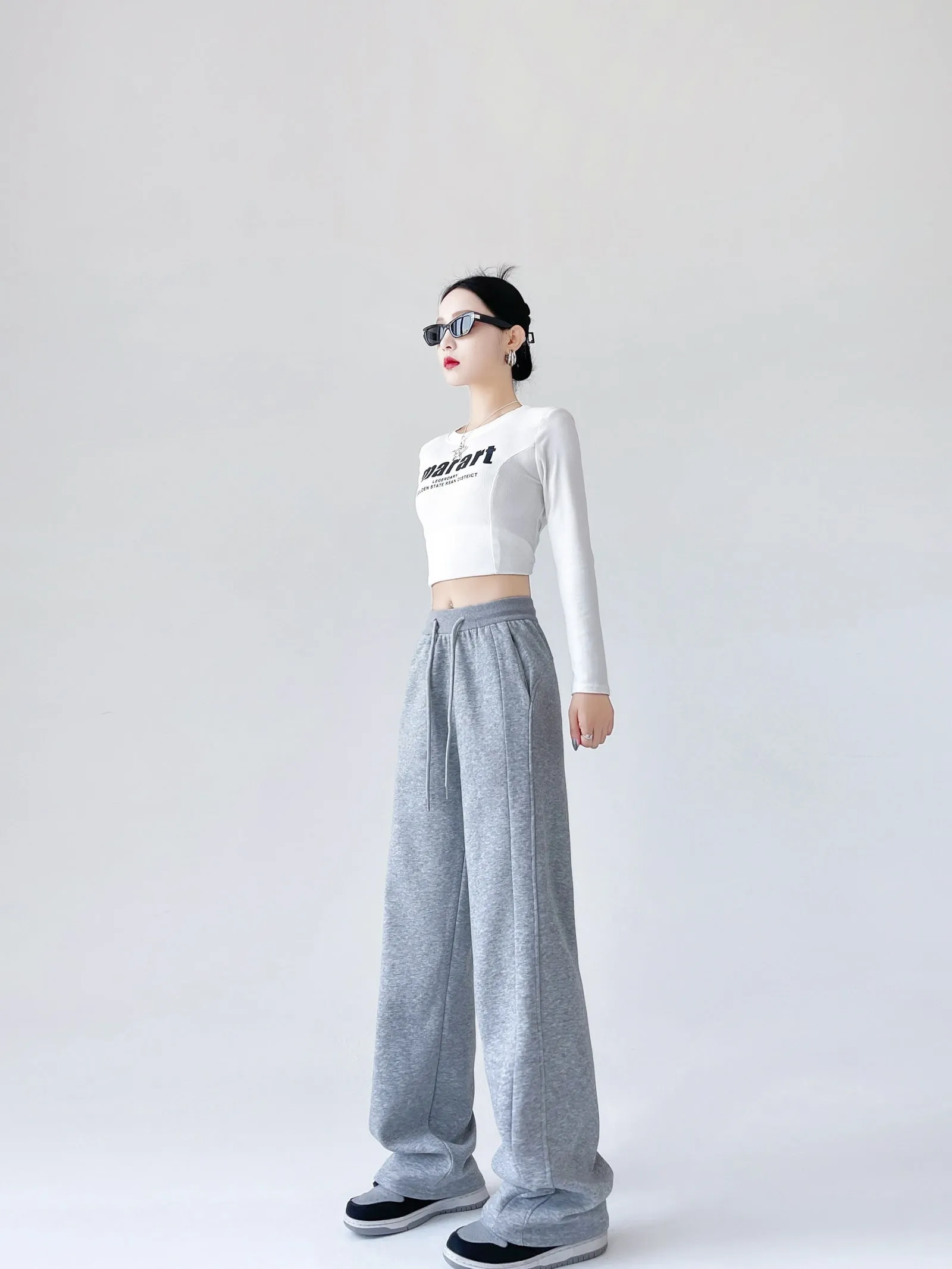 Stylish High-Waisted Elastic Waisted Sweatpants with Drawstring Waist