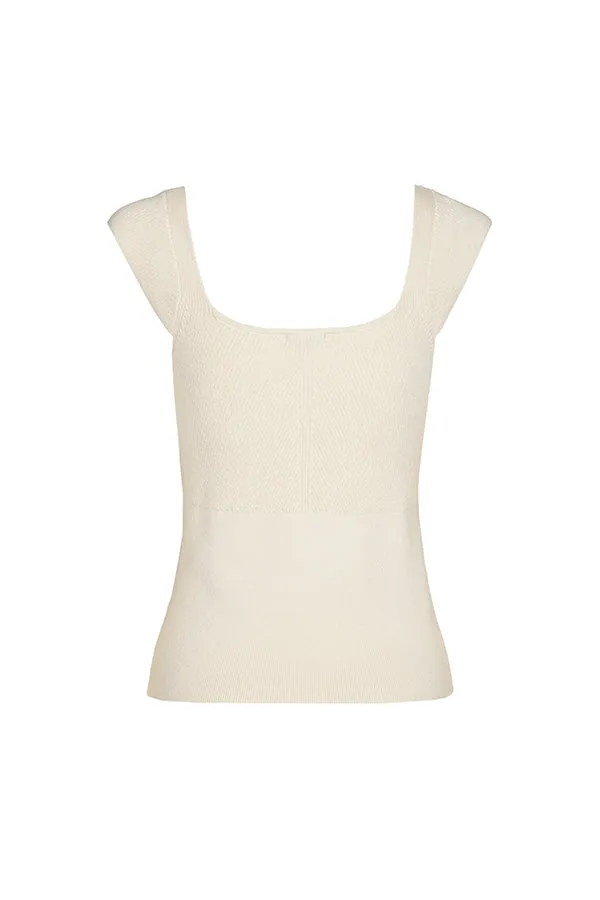 VANILLA FITTED DRESSY TOP