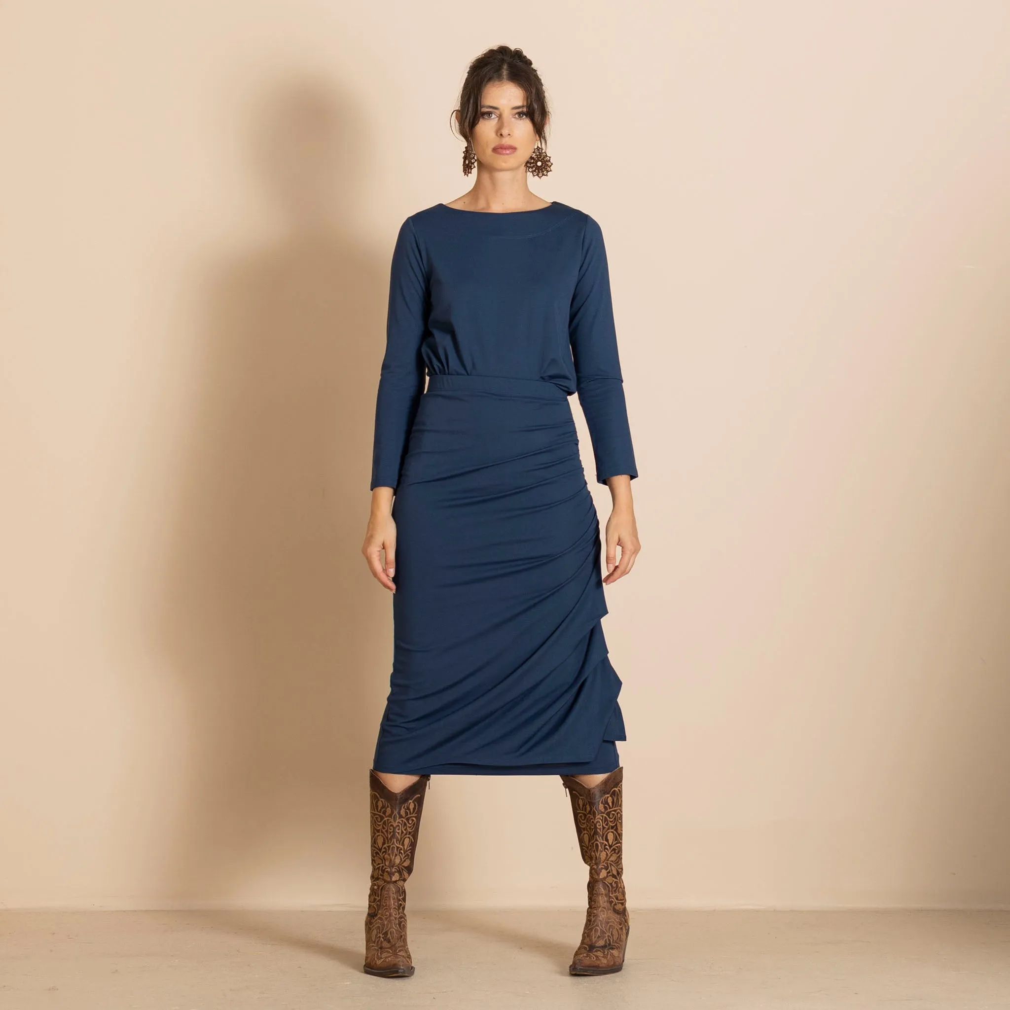velocity ruched pencil skirt