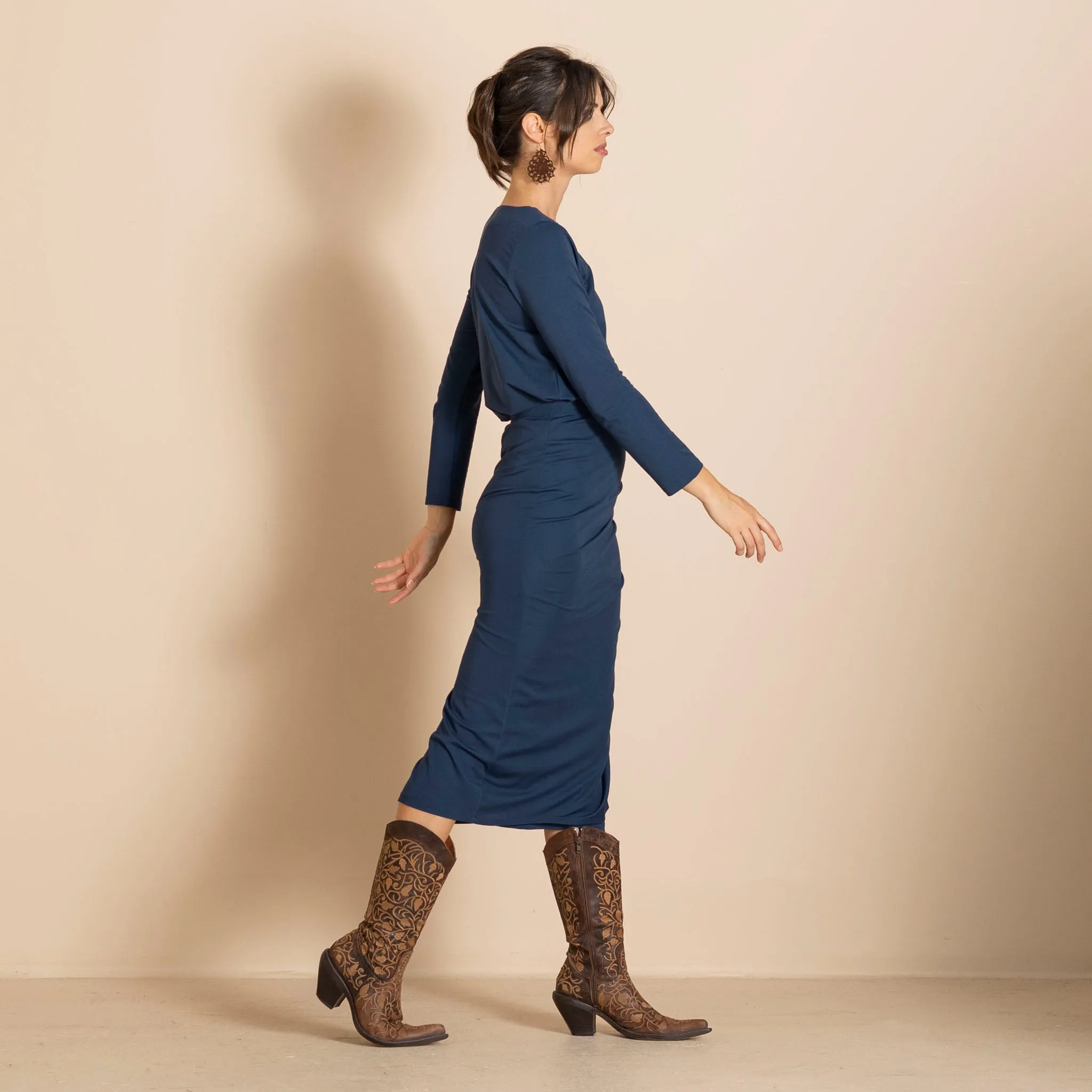 velocity ruched pencil skirt