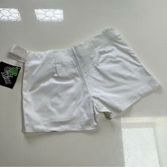 Vintage NWT 1970s Deadstock White Built in Buckle Hot Pants Shorts