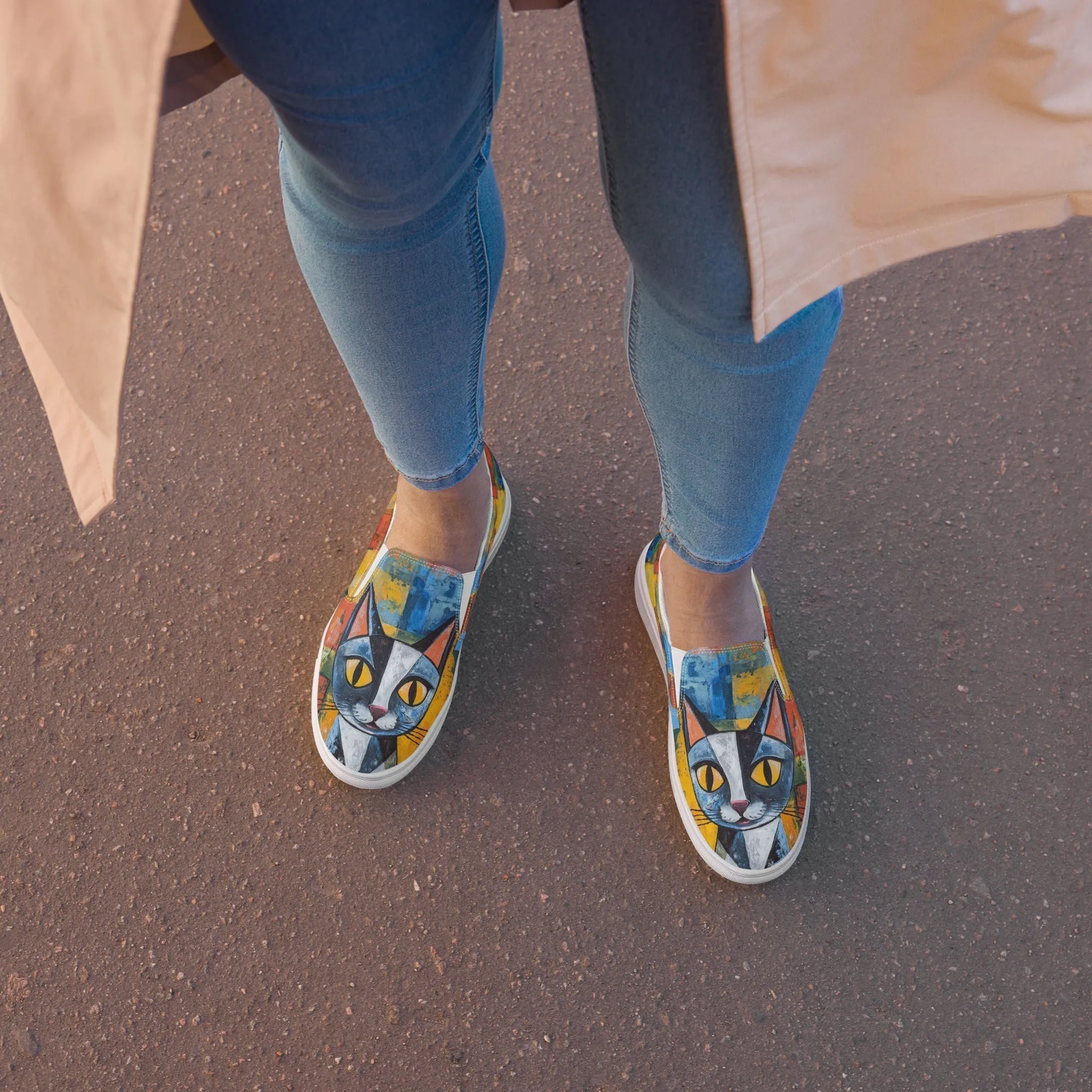 Women’s Canvas Slip-On Shoes with Cute Cat Prints